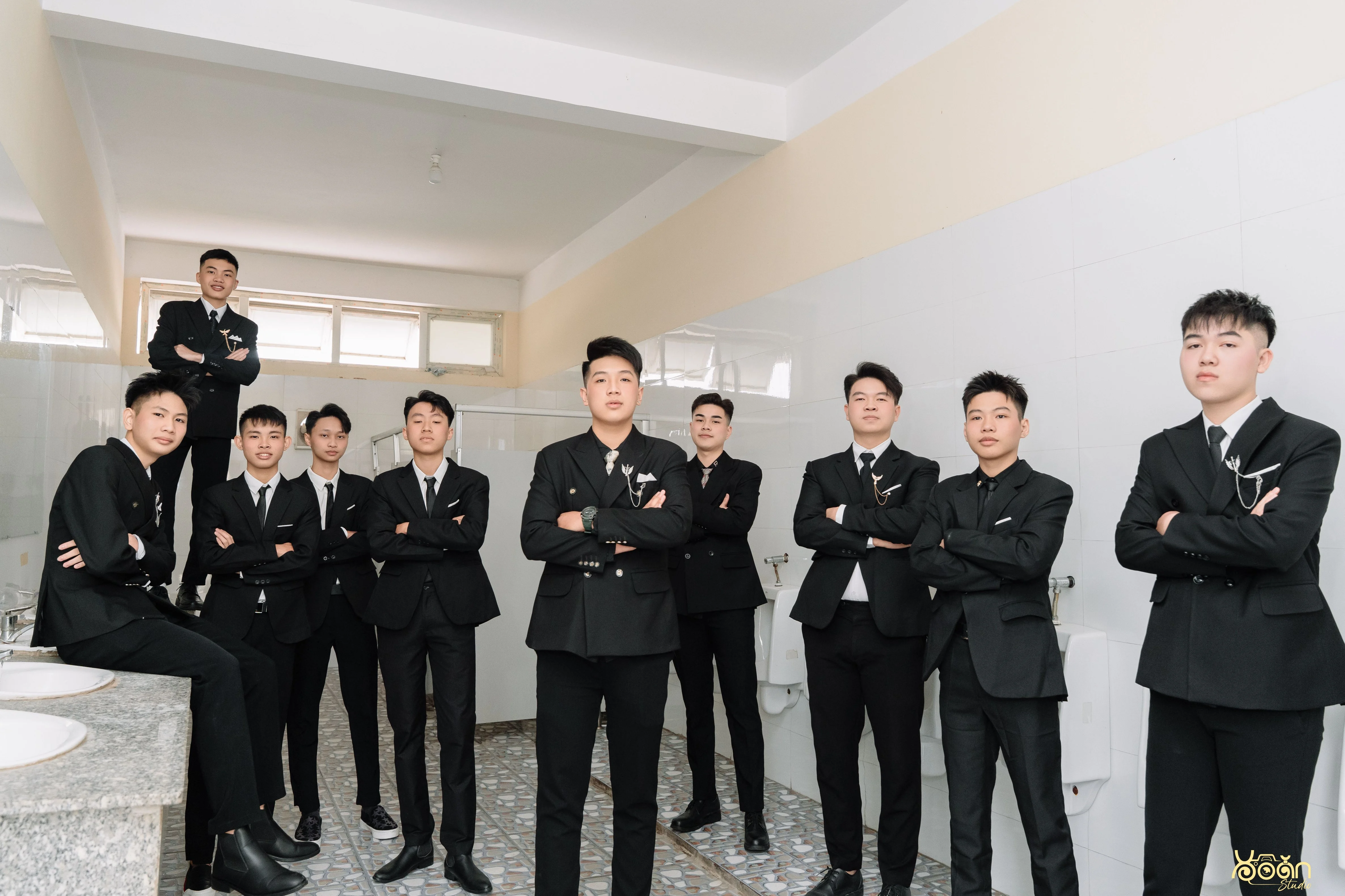 Chân Dung Áo Dài Lớp 12A Trường THPT Lê Chân — Xoăn Media