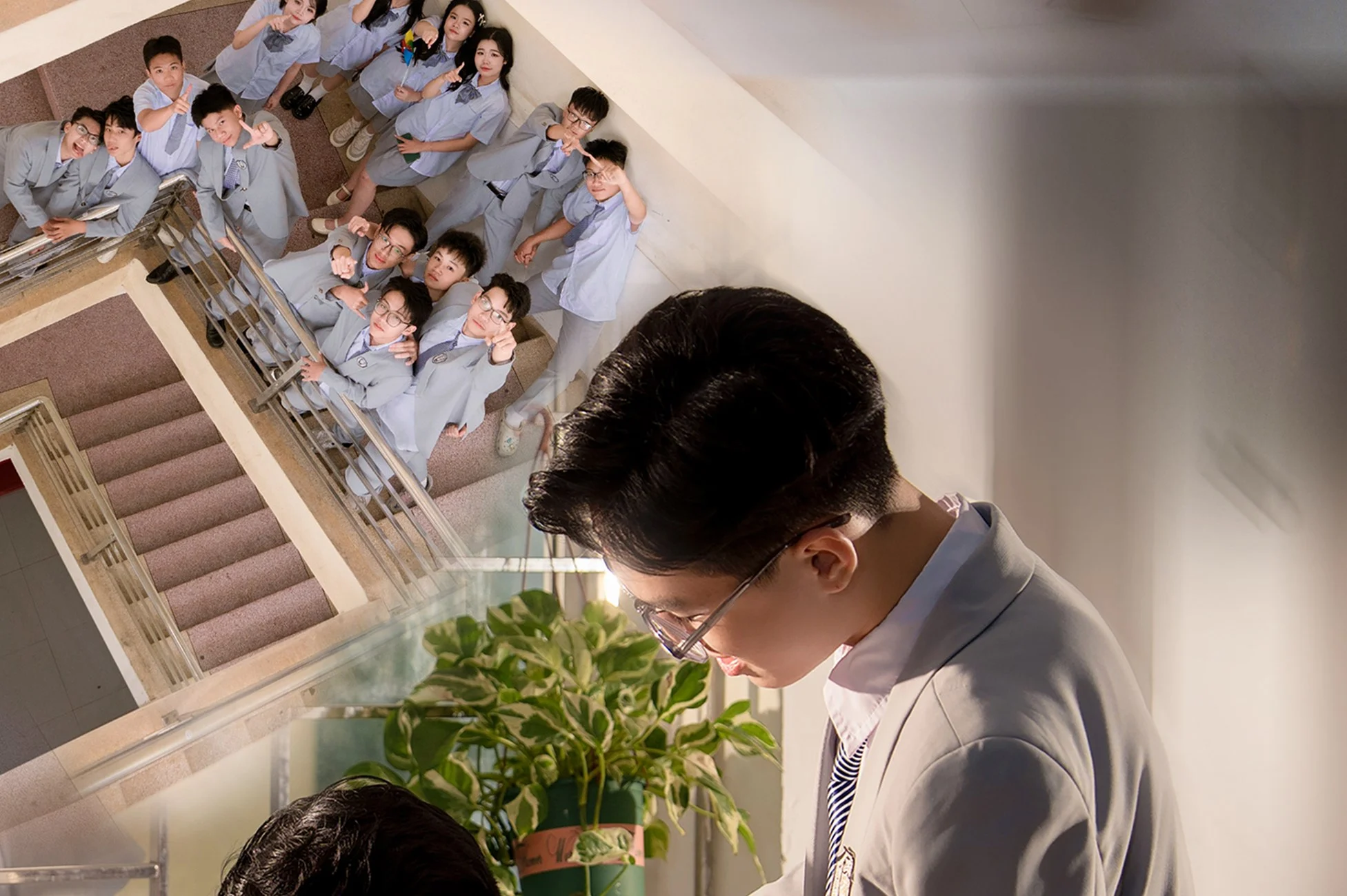 Góc máy điện ảnh bố cục có chiều sâu tiền cảnh